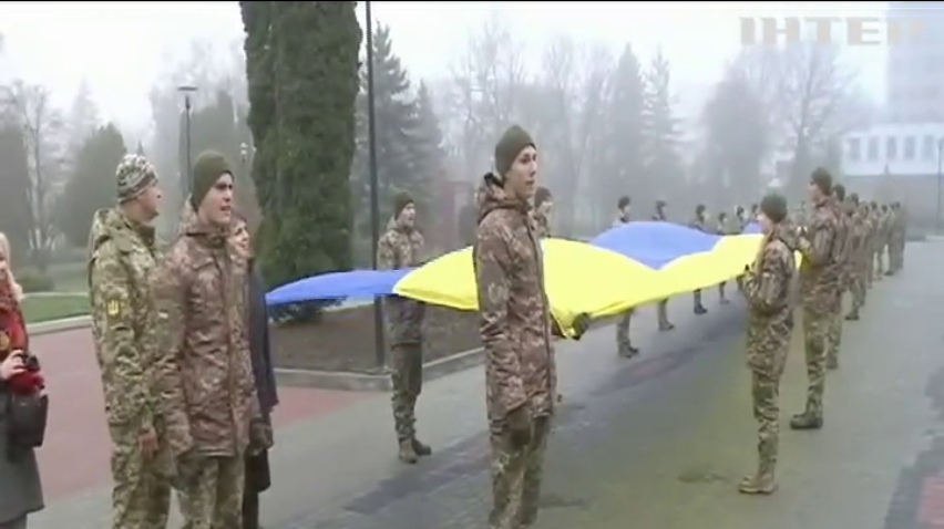 У Тернополі зустрічали артилеристів з передової Донбасу