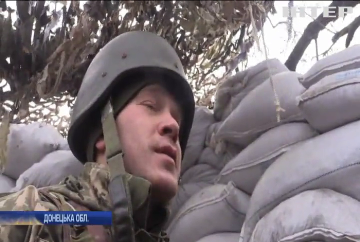 Війна на Донбасі: під Авдіївкою не вщухає ворожа стрілянина