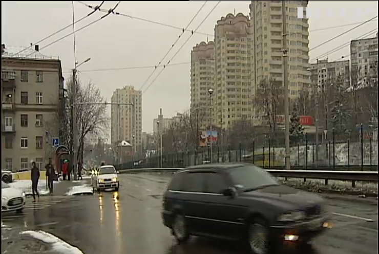 У Києві посилили патрулювання доріг під час хуртовин