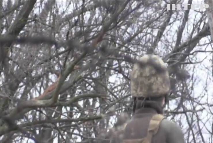Війна на Донбасі: бойовики б'ють по укріпленнях ООС