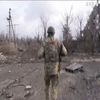 На Донбасі поранило українського військового