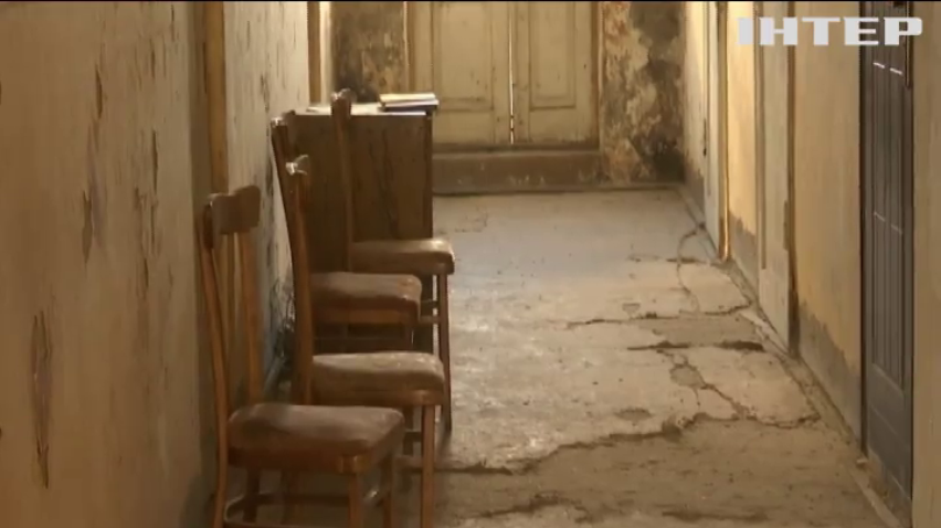 На Прикарпатті десятки відділень "Укрпошти" потребують капітального ремонту