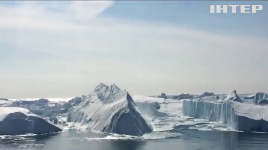 Від Антарктиди відколовся гігантський айсберг (відео)