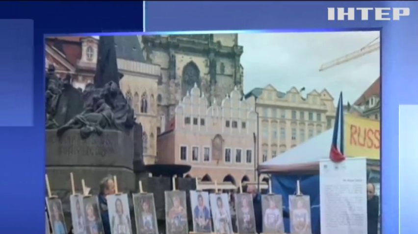 У Празі відкрили виставку, присвячену матерям загиблих на Донбасі