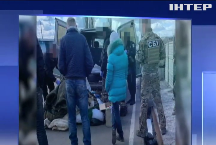 На Луганщині намагалися незаконно вивезти зброю