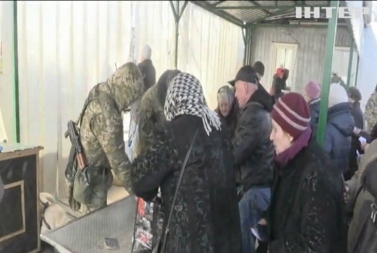 На пунктах пропуску Донбаса запровадили карантин