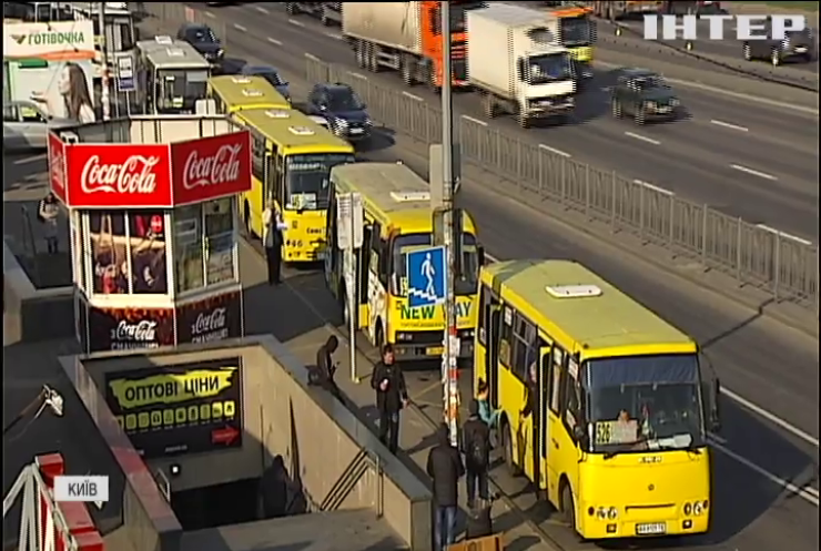 Транспортний колапс в Україні: як влада вирішуватиме одну з головних проблем карантину?