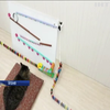 Японський блогер розважає котів ефектом доміно