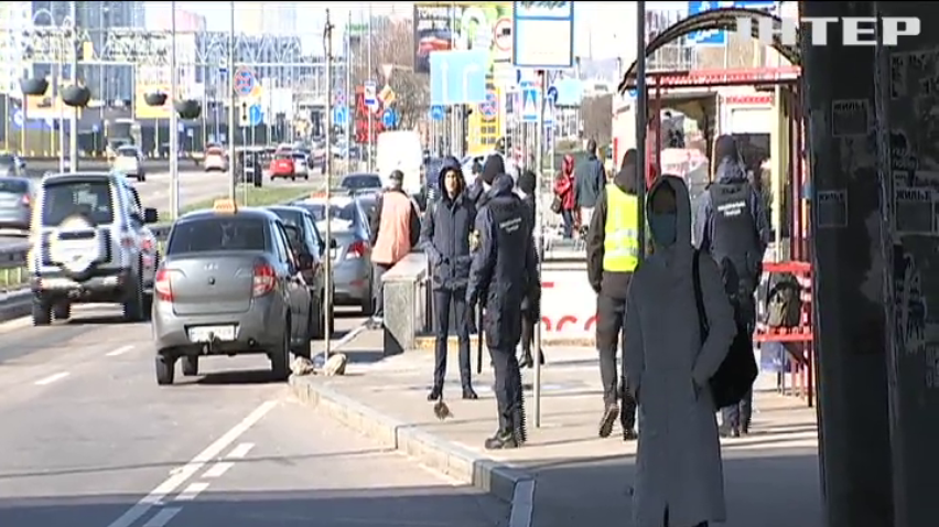 Громадський транспорт за перепустками: як кияни пересуваються містом
