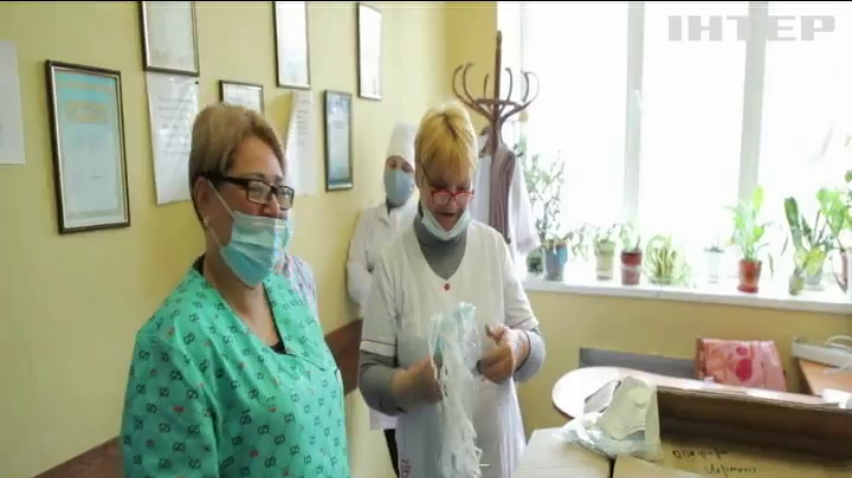 Допомога благодійників: депутати від "Опозиційної платформи - За життя" передали лікарням Одещини засоби захисту медиків