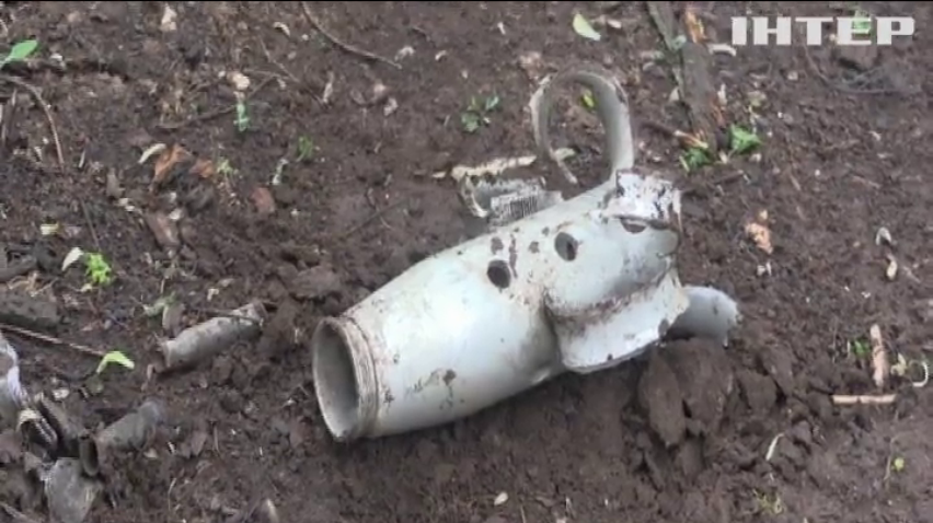 На Донбасі не припиняються ворожі обстріли