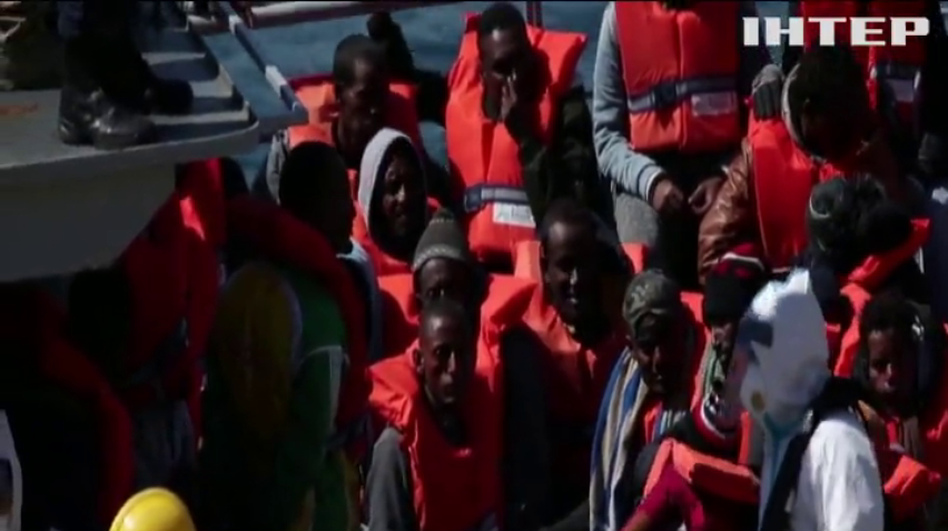 На берег Сицилії висадились сотні нелегалів