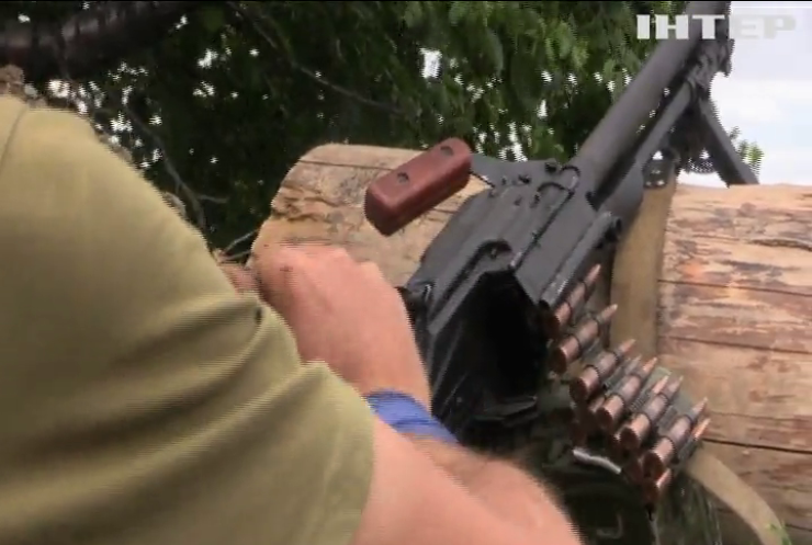 На Донбасі посилились ворожі обстріли
