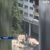 У Франції двоє дітей вистрибнули з вікна в руки сусідам