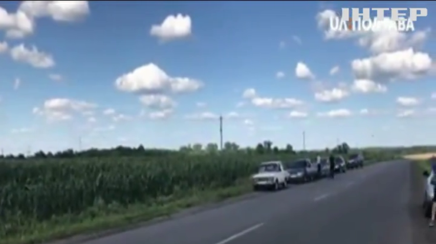 Захоплення заручників 2.0: У Полтаві чоловік із гранатою в руці взяв у бранці поліцейського
