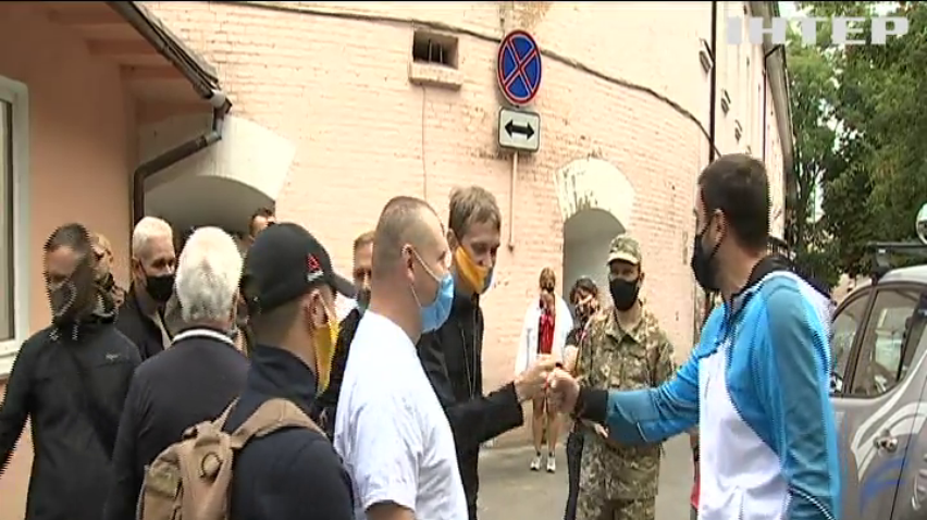 Представники "Динамо Київ" відвідали військовий госпіталь Нацгвардії: що привезли та як на зустріч вплинув карантин