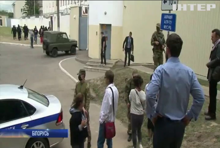 Україна відкликала з Білорусі свого посла уперше в історії