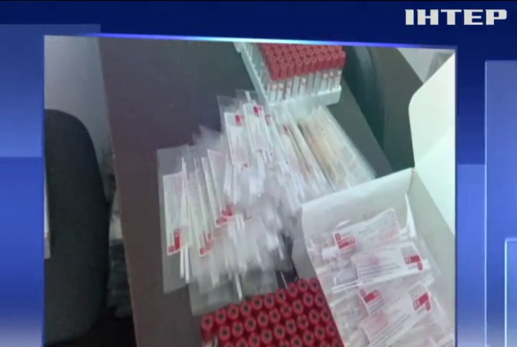 На Харківщині викрили підпільне виробництво тестів на коронавірус