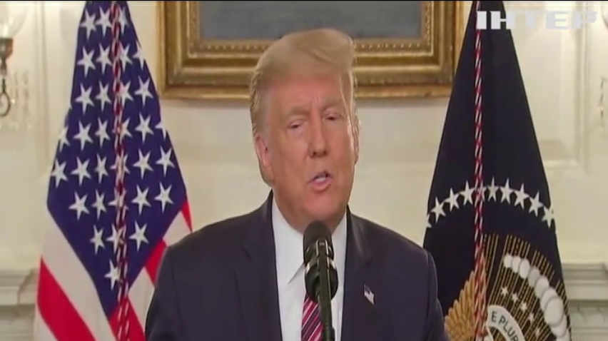 Знав, але мовчав: Дональда Трампа звинуватили у приховуванні інформації про коронавірус