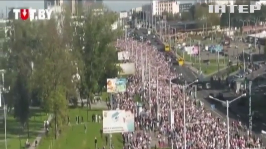 Влада Білорусі "обезголовила" мітинги