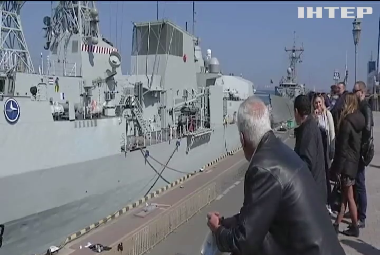 Корабель НАТО зайшов у Чорне море