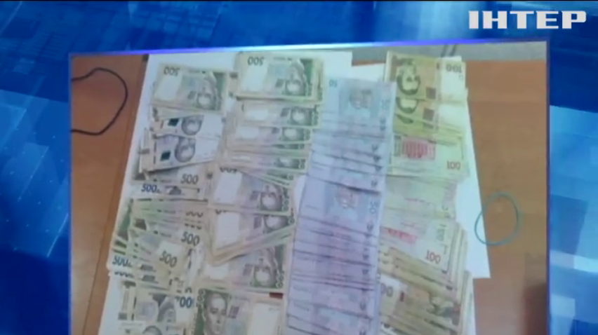 У Мелітополі шахраї викрадали гроші з банківських рахунків українців