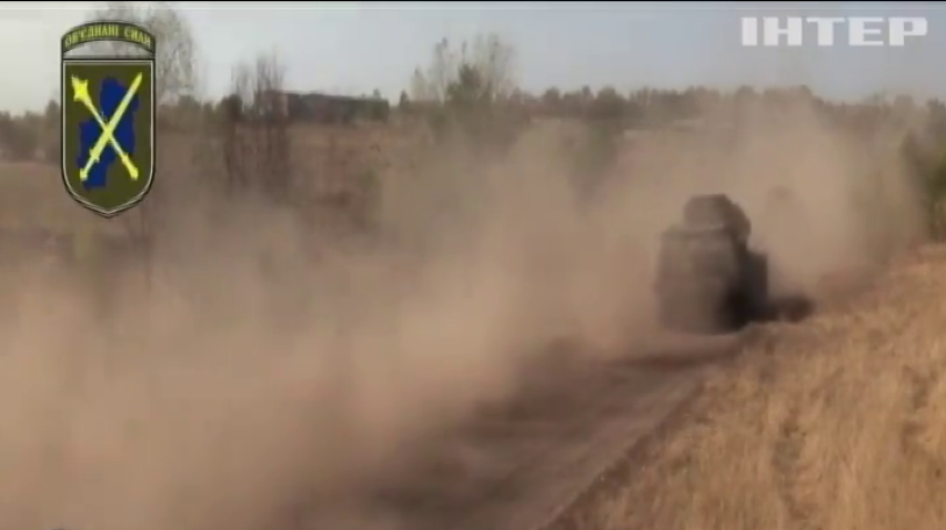 Армія України провела навчання у районах відведення важкого озброєння