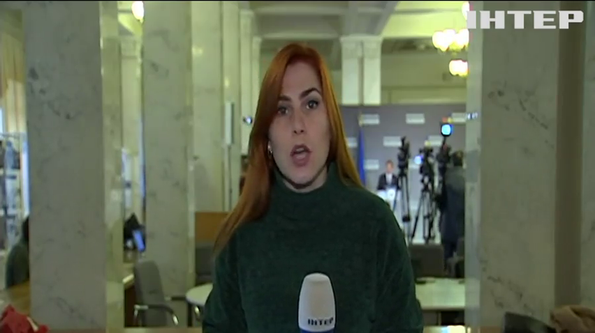 Скандальні рішення та масові протести: що обговорили депутати на першому засіданні