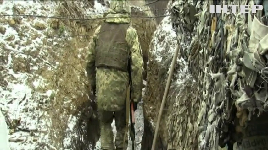 На Донбасі бойовики не припиняють обстрілів