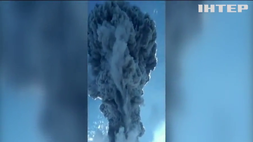 В Індонезії вивергається вулкан: стовп попелу піднявся на чотири кілометри