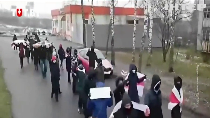 "Сусідський марш" у Мінську завершився масовими затриманнями