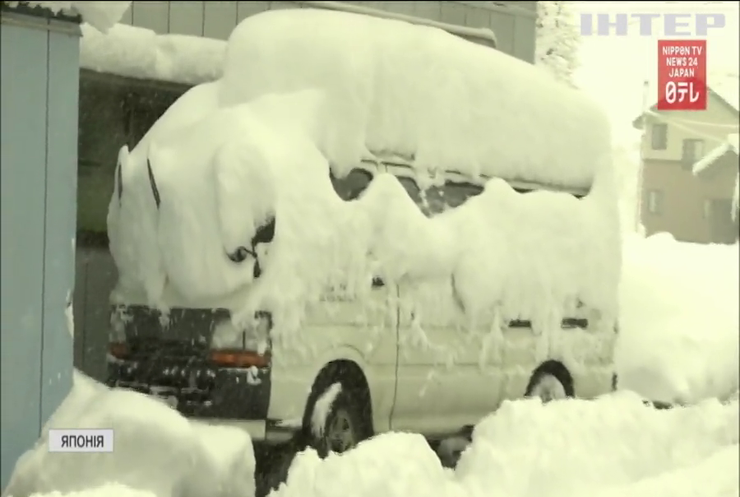 В Японії через снігопад скасували понад 50 авіарейсів