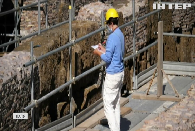 Уряд Італії шукає інженера для відбудови Колізею