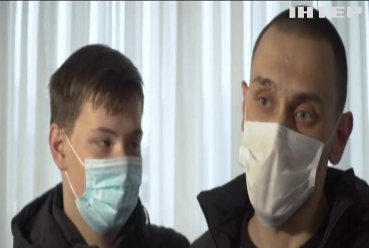 На Батьківщину з лівійської в’язниці повернулися українські моряки