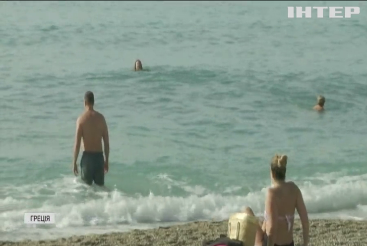 У Греції несподівано відкрили пляжний сезон