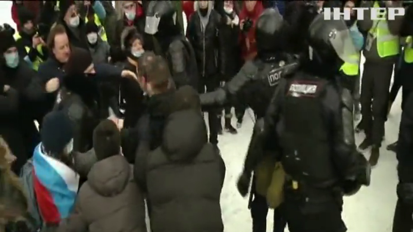 У Росії на мітингах затримали чотири тисячі протестувальників