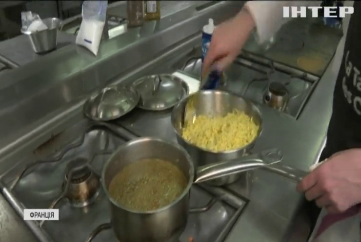 У Франції зірки кулінарного мистецтва розкрили секрети приготування дешевих страв