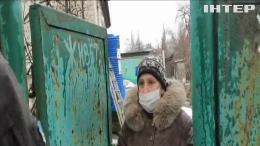 Мешканці прифронтового села Піски потерпають від щоденних обстрілів