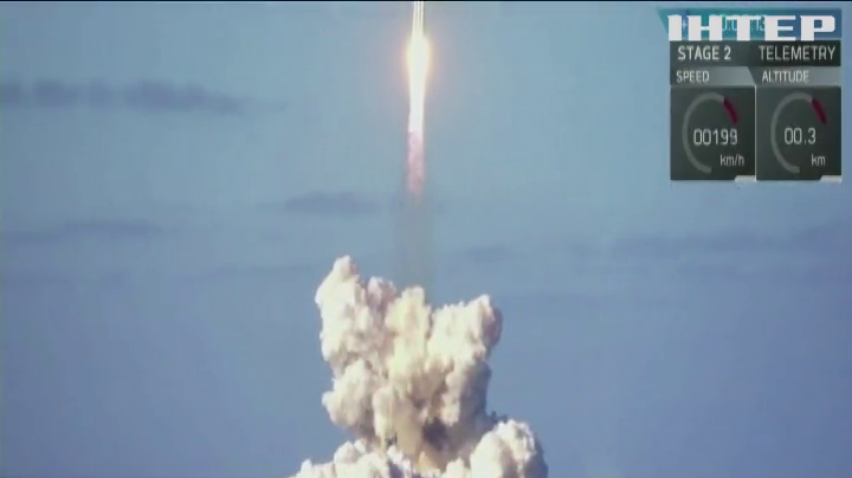 SpaceX представила перший цивільний екіпаж