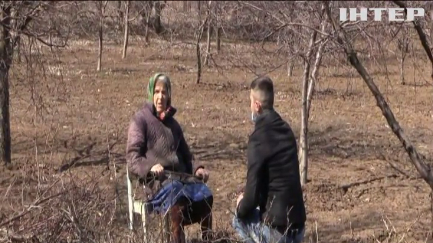 На Донеччині рятувальники допомагають відновити понівечені обстрілами оселі