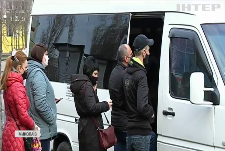 Карантинні обмеження спровокували транспортний колапс у Миколаєві