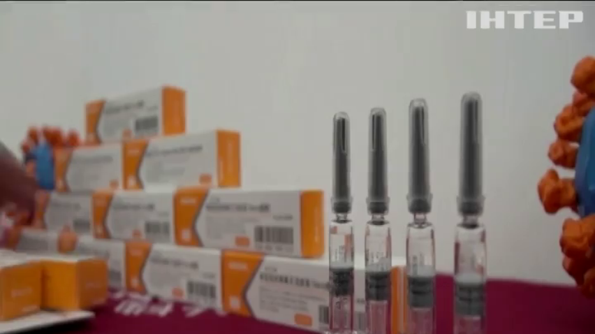 Нуль щеплень за добу: в Україні закінчилася вакцина від COVID-19