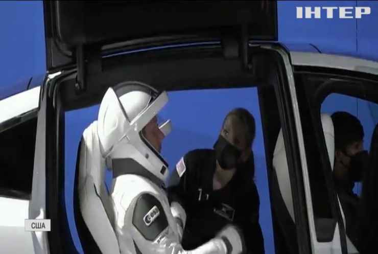Crew Dragon-2 від компанії SpaceX доправить чотирьох пілотів на МКС