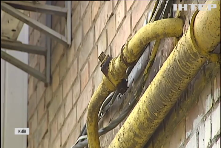 У Києві родина мало не загинула через отруєння чадним газом