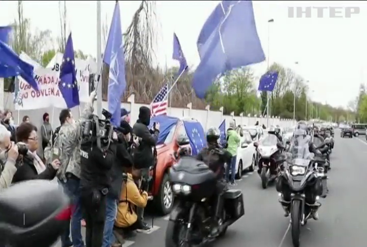 У Чехії зустріли "Нічних вовків" протестами