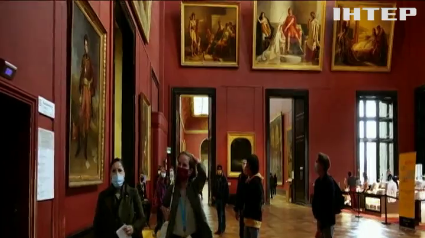 Французький Лувр відкрив двері для відвідувачів