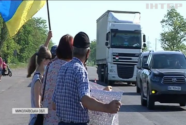 Дорожні протести: мешканці Воскресенської громади на Миколаївщині потерпають від бездоріжжя