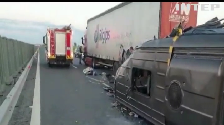 У Румунії автобус з українськими заробітчанами потрапив у смертельну ДТП