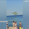 Над пляжем Одеси пролетів військовий вертоліт