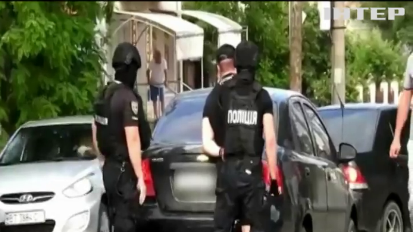 На Херсонщині викрили банду автокрадіїв